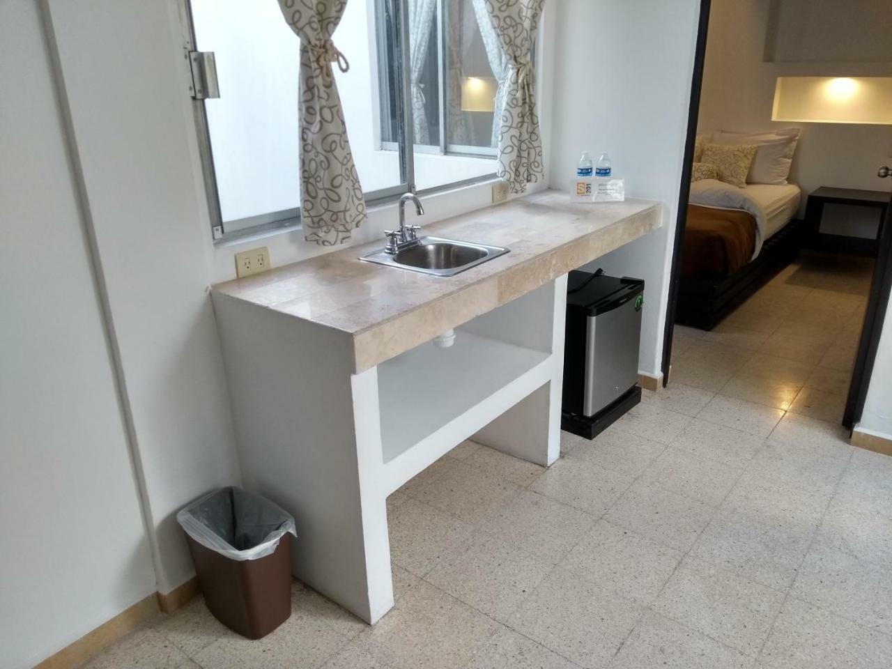 Suites 201 Пуэбла Экстерьер фото